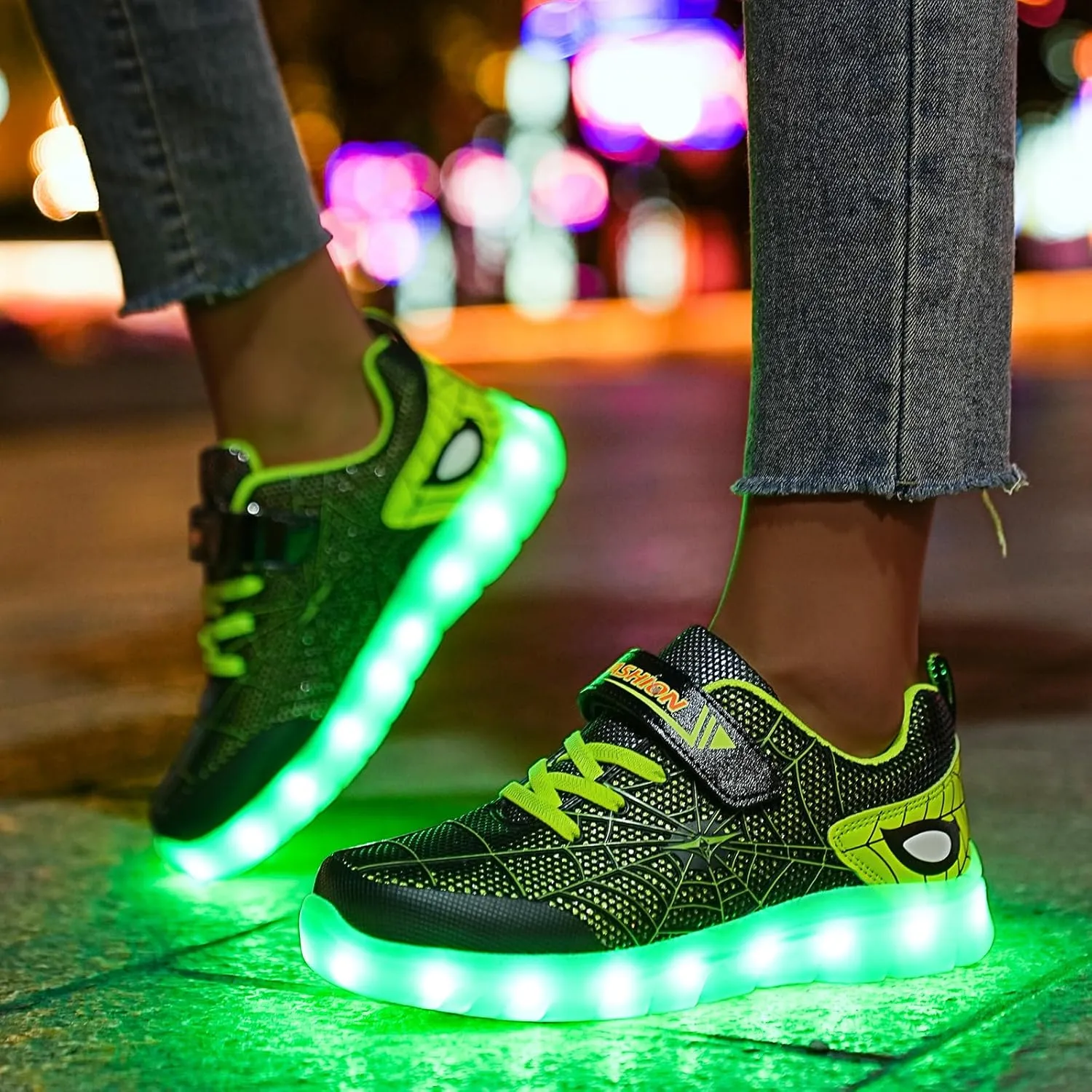 Kids Light Up Sneakers for Boys and Girls, Breathable LED Running Shoes for Toddlers, Comfortable & Non-Slip, Perfect for Play and Sports