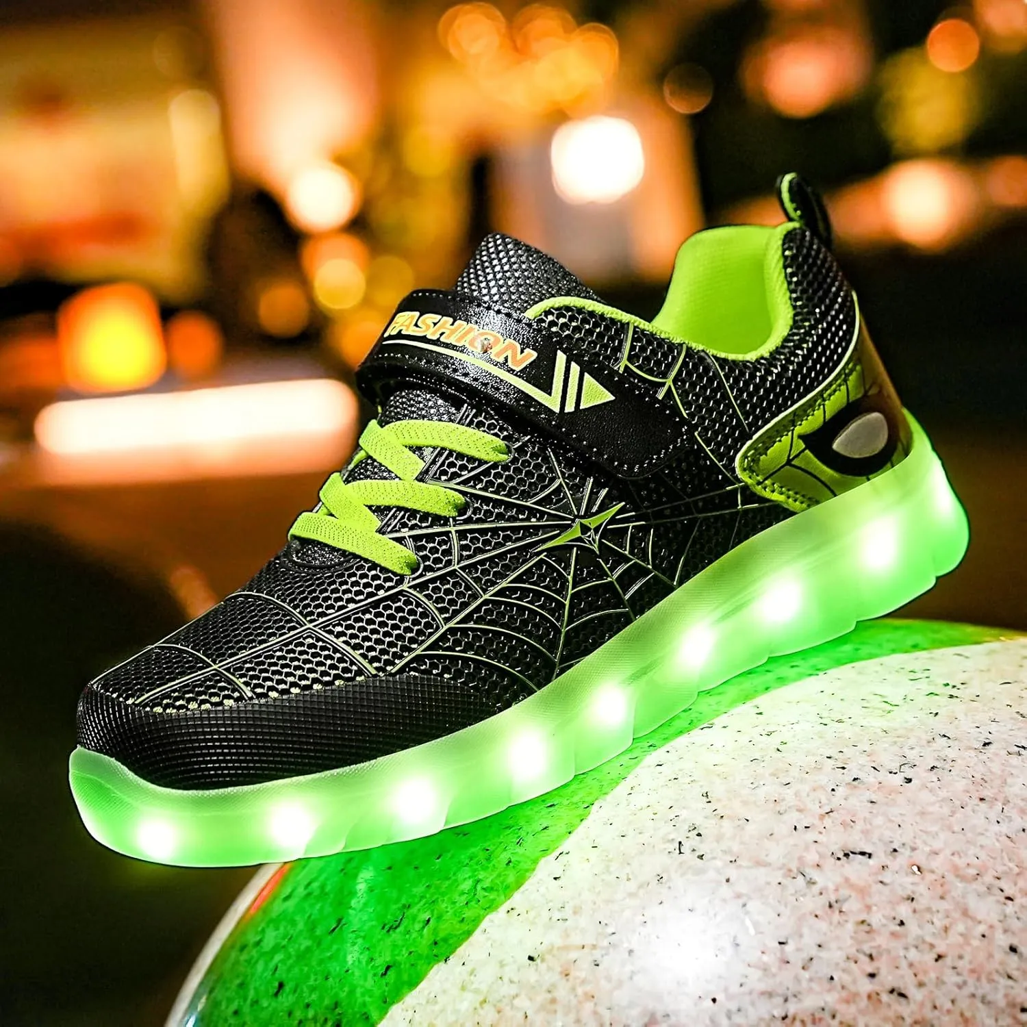 Kids Light Up Sneakers for Boys and Girls, Breathable LED Running Shoes for Toddlers, Comfortable & Non-Slip, Perfect for Play and Sports