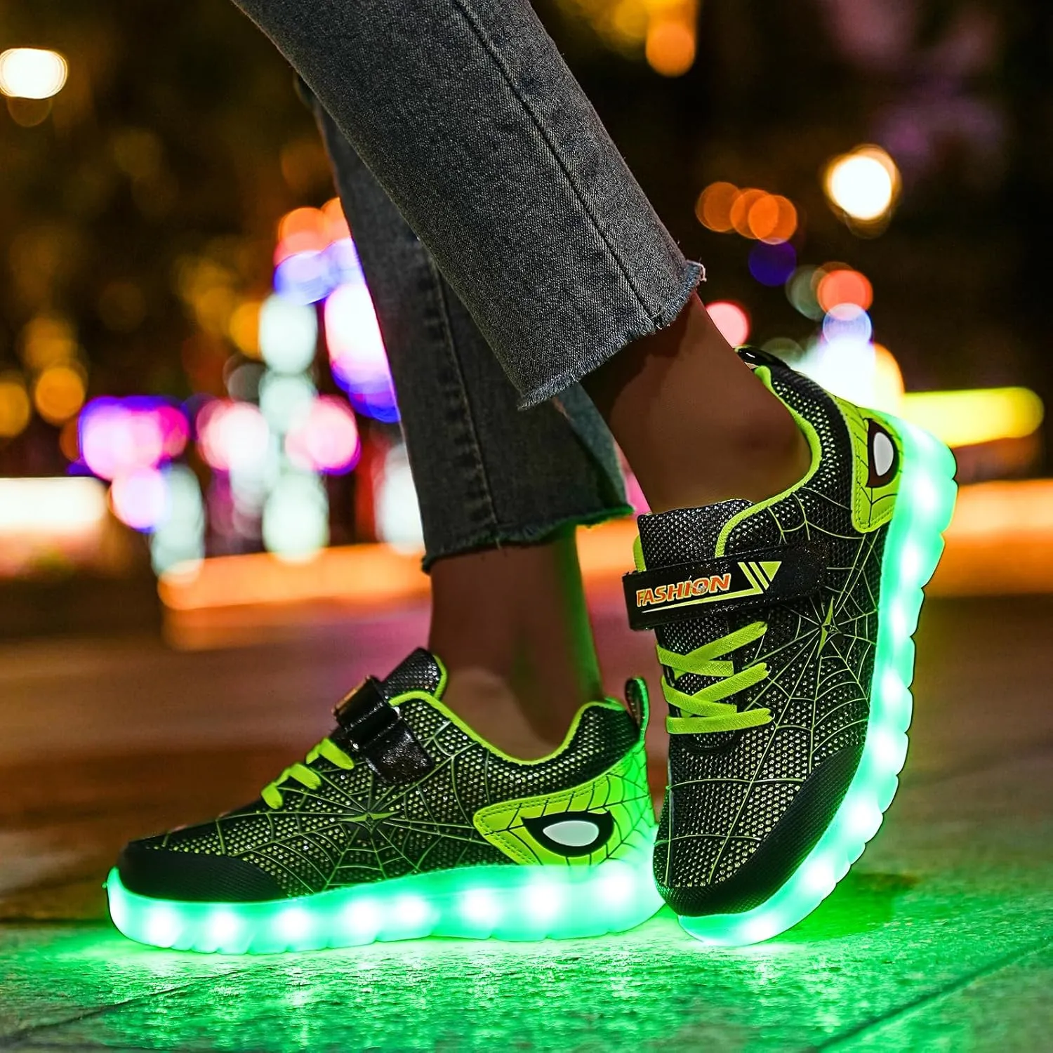 Kids Light Up Sneakers for Boys and Girls, Breathable LED Running Shoes for Toddlers, Comfortable & Non-Slip, Perfect for Play and Sports
