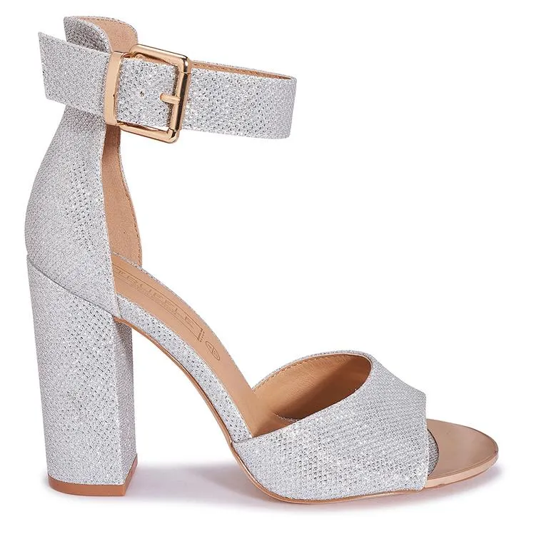 VELA10 Heel Sandals
