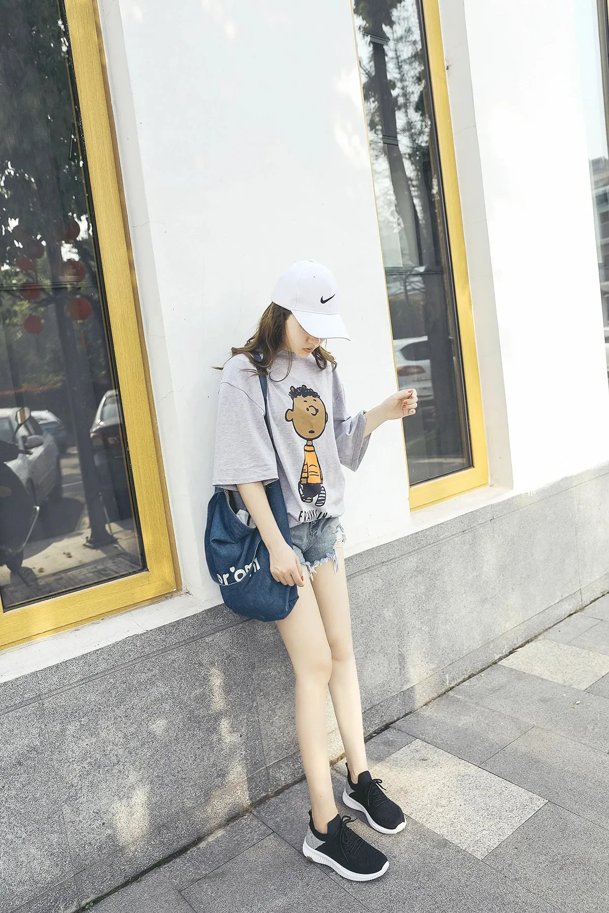 White Breathable Mesh Sports Sneakers for Women