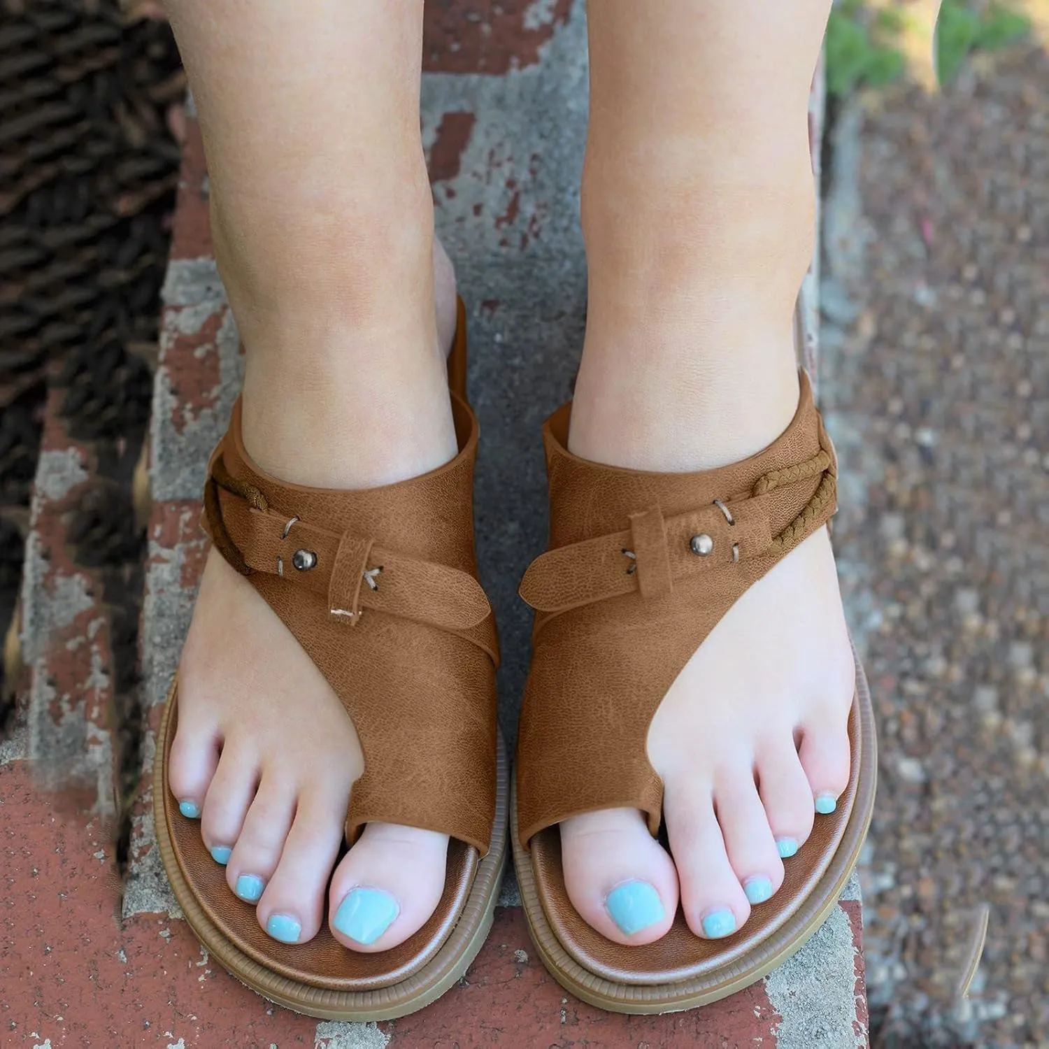 Women's Casual Flat Flip Flop 2025 Open Toe Solid Color Lightweight Orthopedic Sandals Summer Comfy Breathable Casual Beach Outdoor Walking Travel Shoe