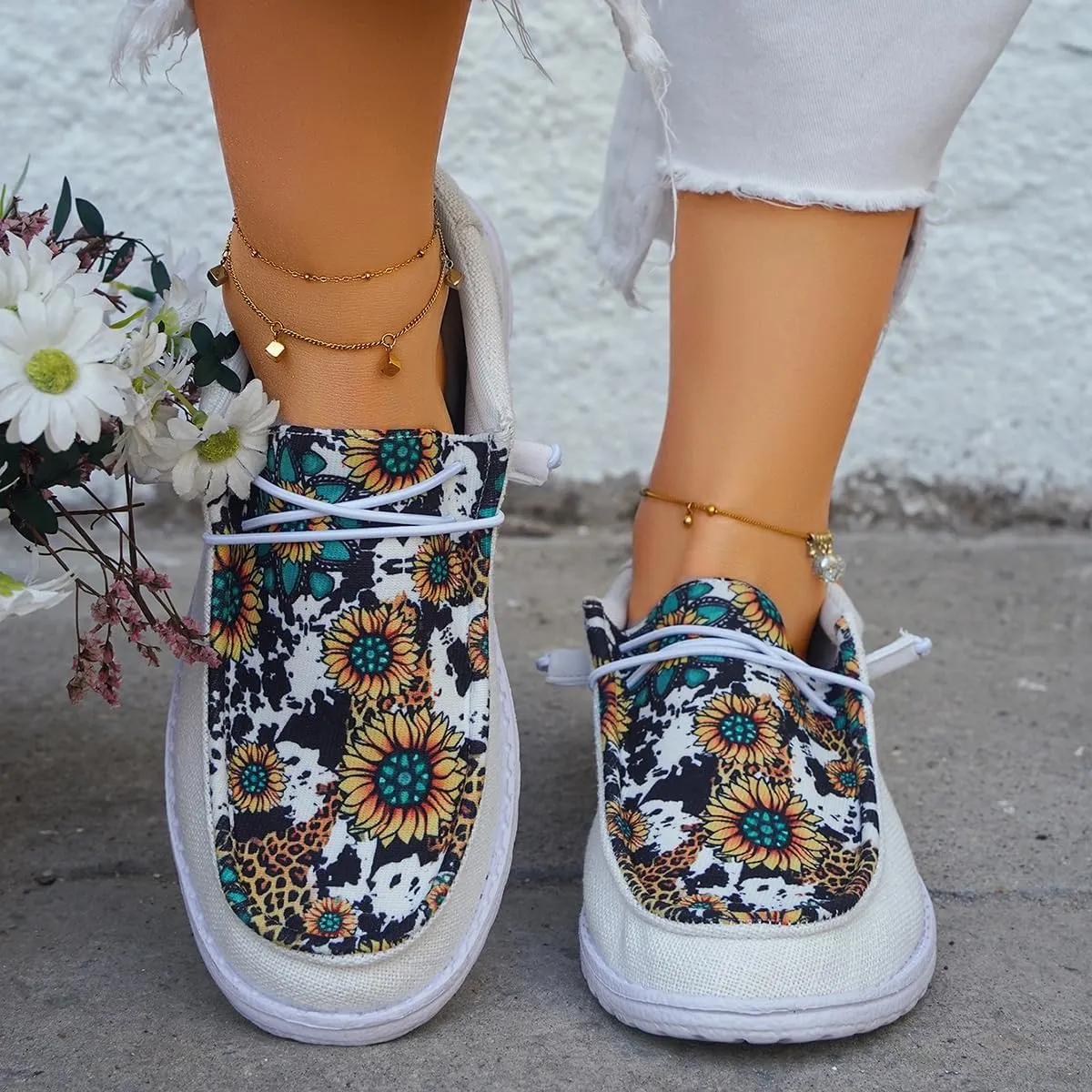 Women's Sunflower Print Deck Shoes Slip On Comfortable Boat Shoes Comfortable Lightweight Lace-Up Canvas Flat Casual Loafers for Walking Seasonal Sneaker for Work