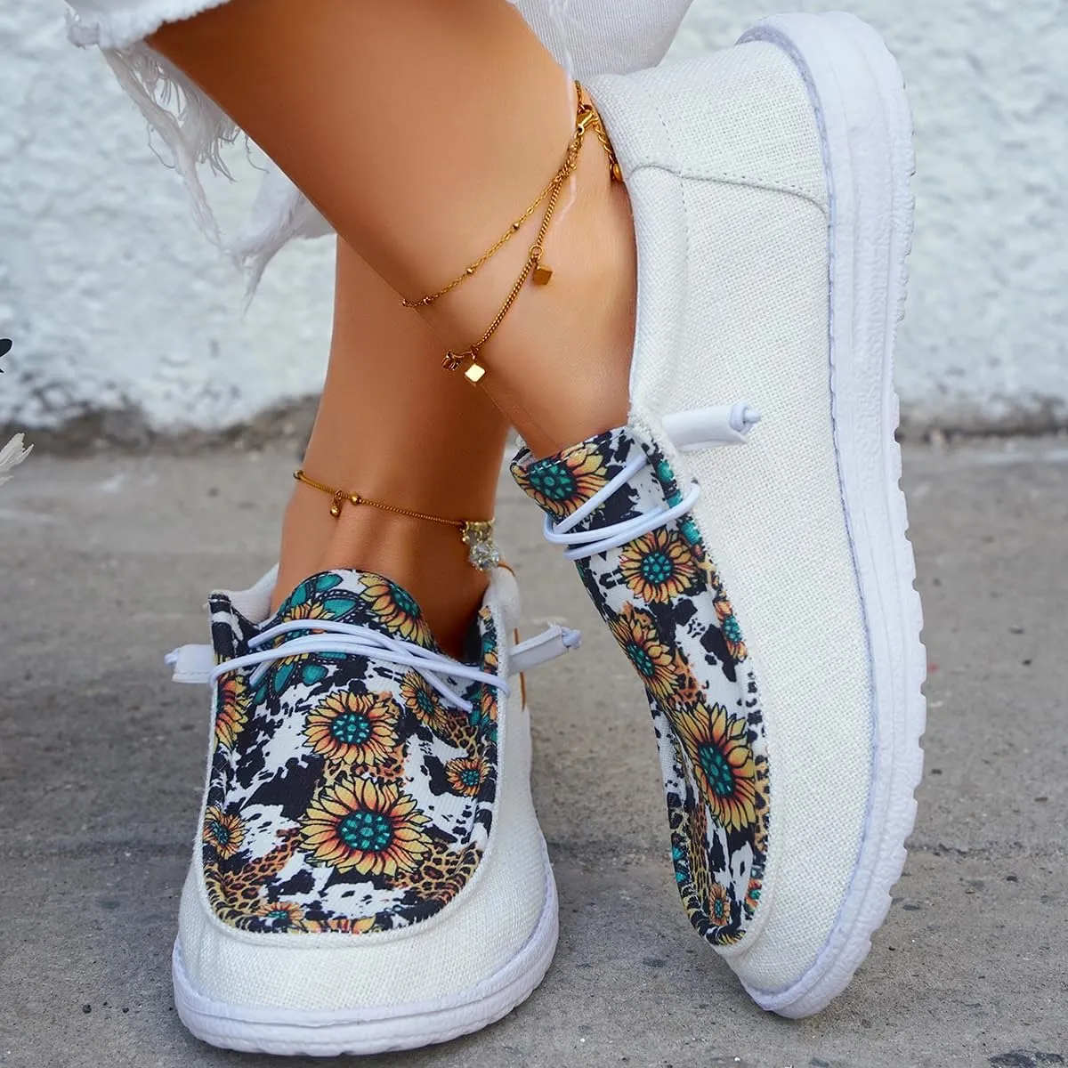 Women's Sunflower Print Deck Shoes Slip On Comfortable Boat Shoes Comfortable Lightweight Lace-Up Canvas Flat Casual Loafers for Walking Seasonal Sneaker for Work